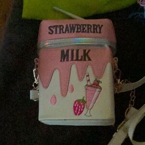 This bag was purchased 1 year ago just opened a month ago slightly used